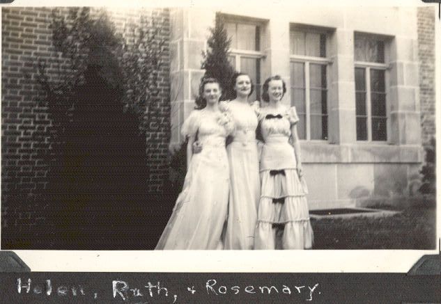 12760-044-1939-04-helen-ruth-rosemary.jpg